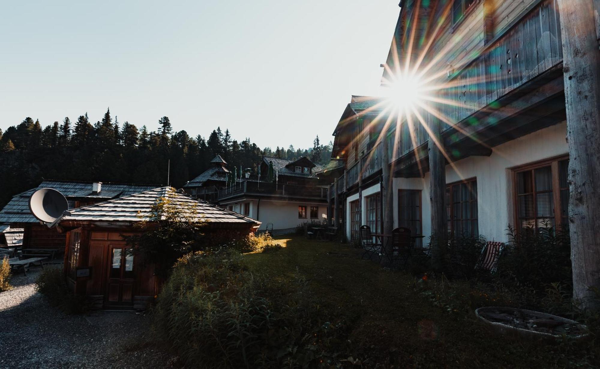 Mei Zeit Huettendorf Turracher Hohe 외부 사진